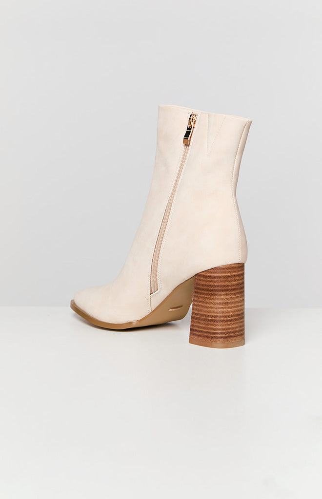 Billini Kaysen Coconut Nubuck Boots – Beginning Boutique US Billini Kaysen Coconut Nubuck Boots – Beginning Boutique US