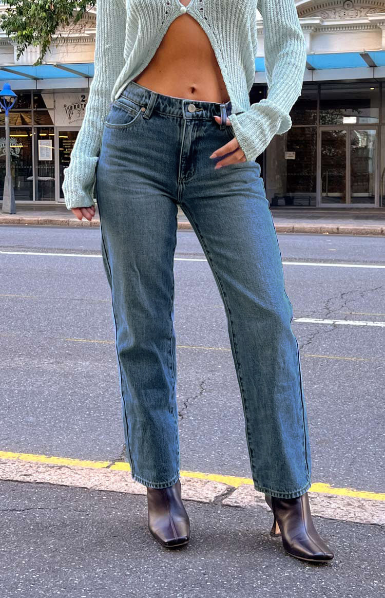 Abrand Olivia 99 Low Straight Organic Blue Denim Jeans – Beginning Boutique  US