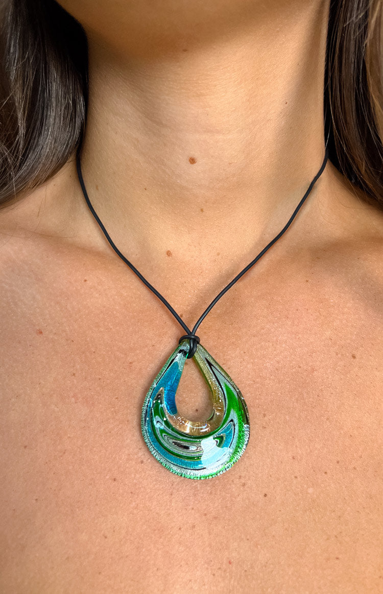 Ally Green Pendant Necklace Image