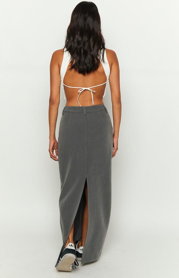 grey dress skirt It's TrueThe Grey Pencil Skirt Trend Is An Instant Outfit Elevator
