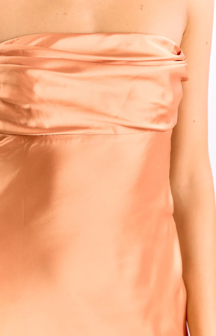 Claudie Orange Strapless Satin Mini Dress - US 12 | Beginning Boutique Exclusive Claudie Orange Strapless Satin Mini Dress - US 12 | Beginning Boutique Exclusive