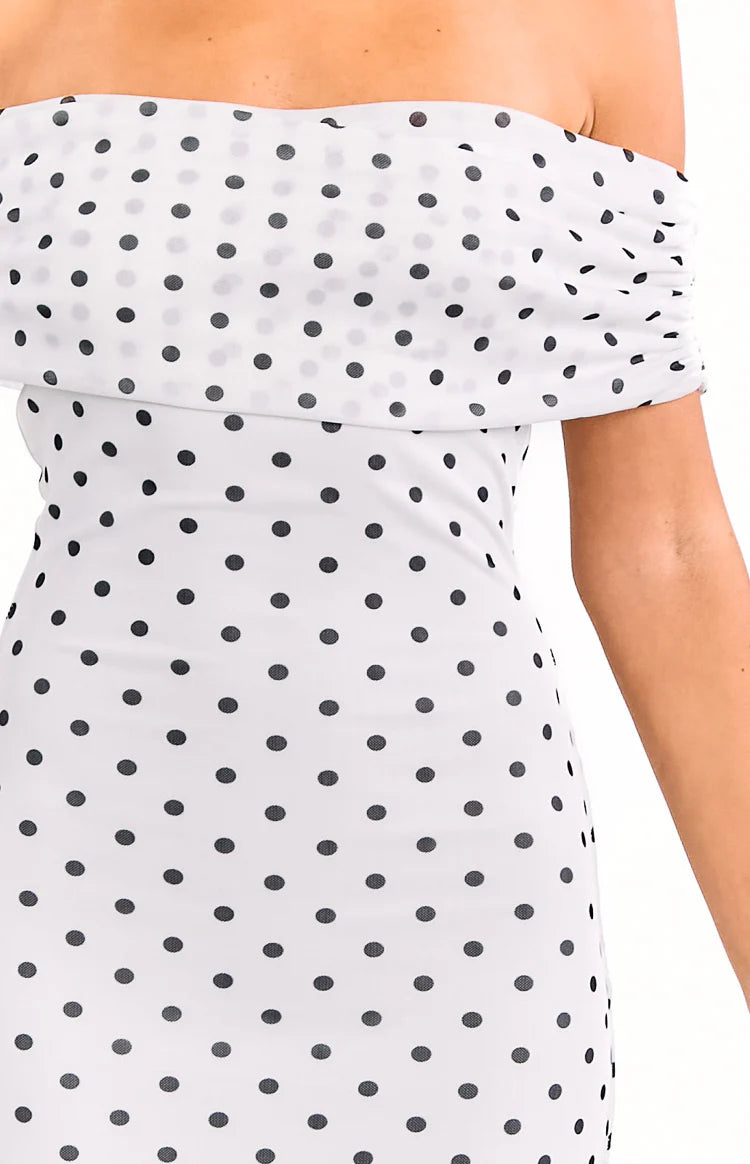 Cole White Polka Mesh Prom Dress - US 0 | Beginning Boutique Exclusive Cole White Polka Mesh Prom Dress - US 0 | Beginning Boutique Exclusive