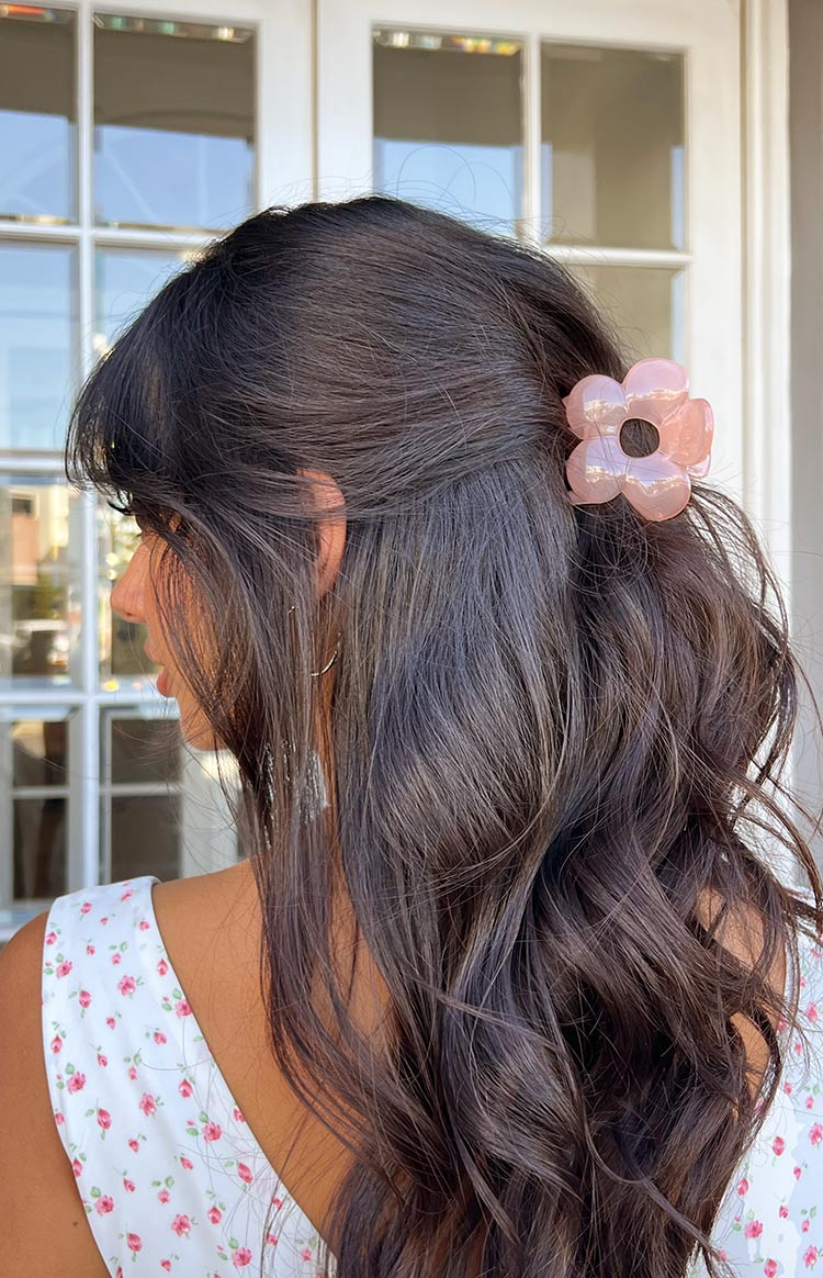 Daisy Pink Flower Hair Clip Image