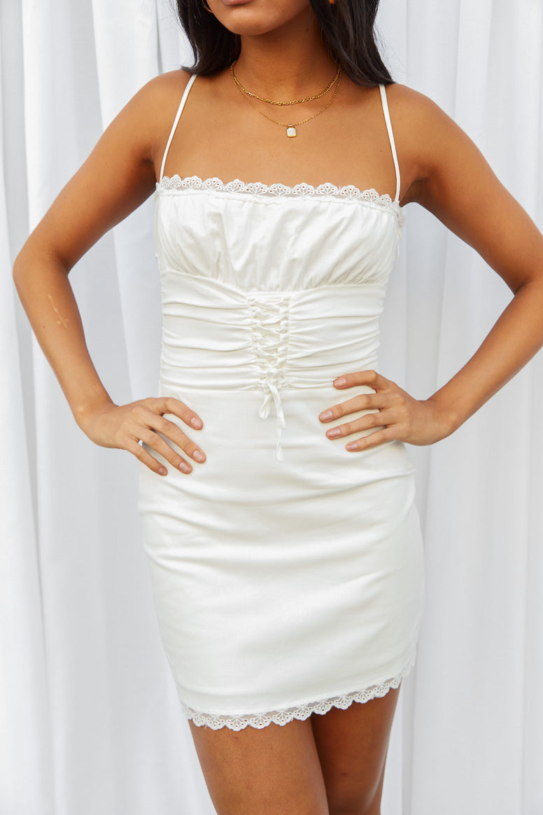 Daisy White Mini Dress – Beginning Boutique US