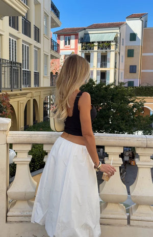 White crinkled midi skirt with an elasticated waist and a voluminous bubble hem