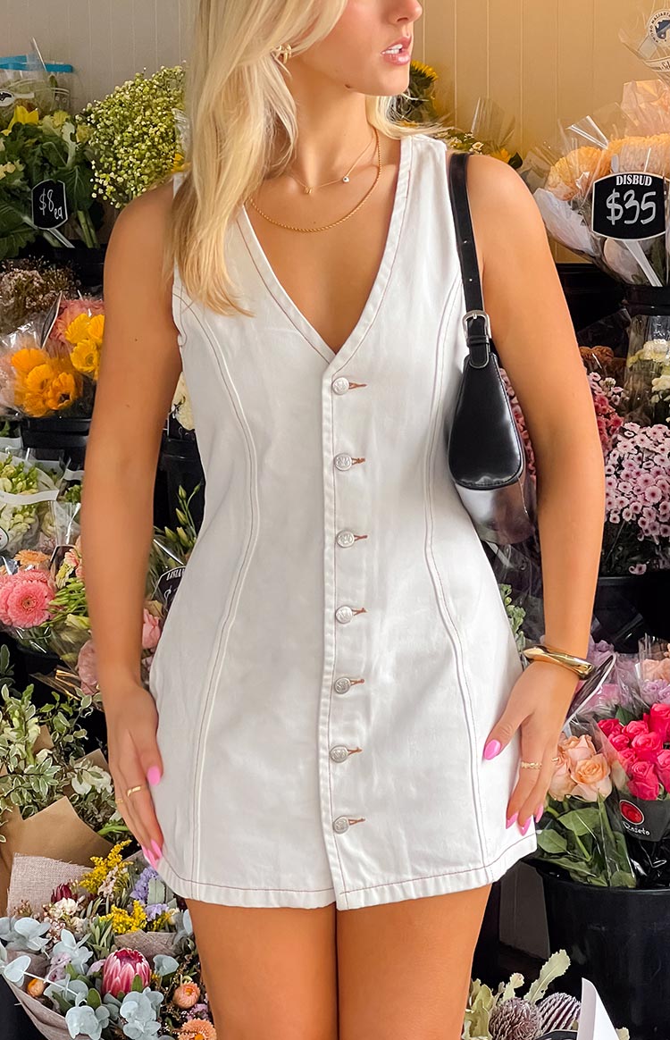 hyacinth house white front zip denim mini dress Isla Wash - US 8 Puff sleeve Modest Orange Chiffon Long neck_Peak Lapel catching windowpane effect Shoe Size:8 US