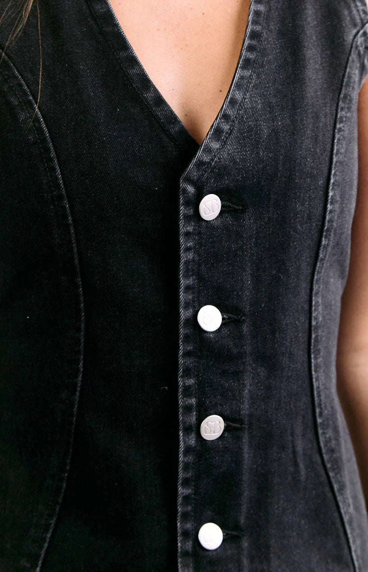 Isla Black Denim Mini Dress - 10 | Beginning Boutique Exclusive Isla Black Denim Mini Dress - 10 | Beginning Boutique Exclusive