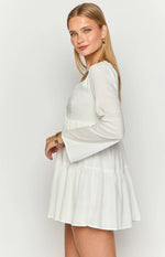 lucy white long sleeve mini dress Lucy White Long Sleeve Mini Dress - US 16