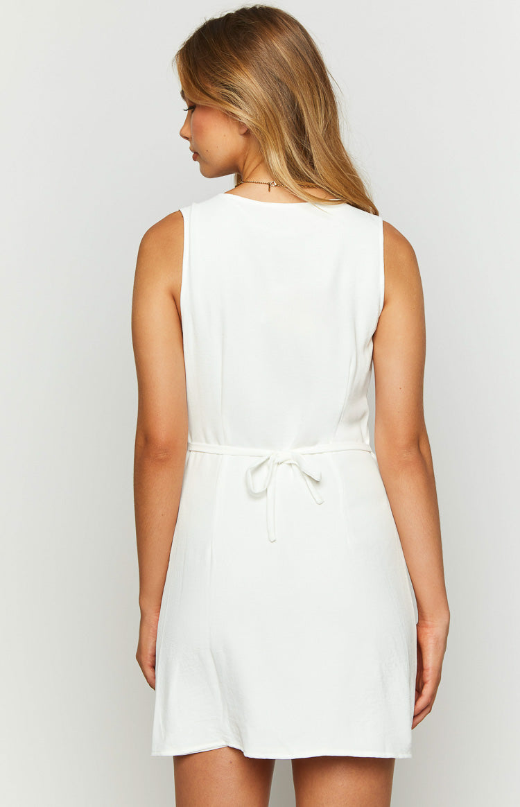 Maurice White Button Up Mini Dress - US 12 | Beginning Boutique Exclusive Maurice White Button Up Mini Dress - US 12 | Beginning Boutique Exclusive