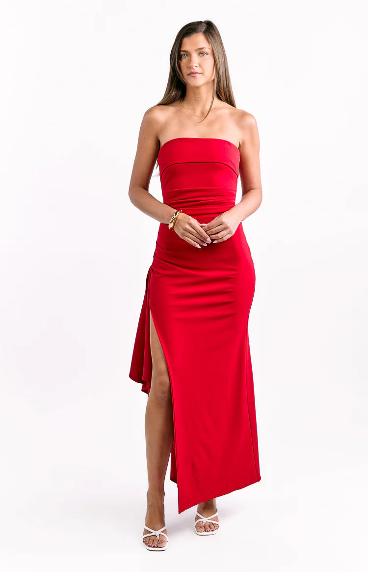 red strapless bridesmaid dress Red strapless bridesmaid dress in chiffon