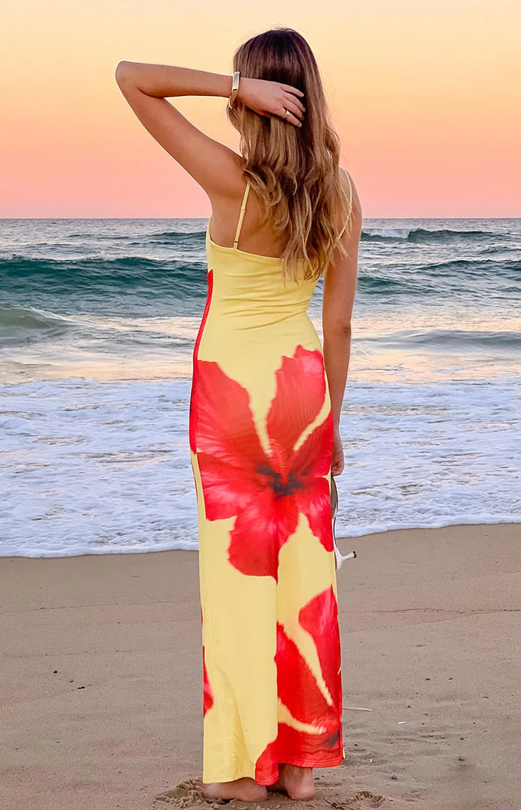 fitted lace wedding dress Rosalyn Yellow Hibiscus Print Maxi Dress - US 6