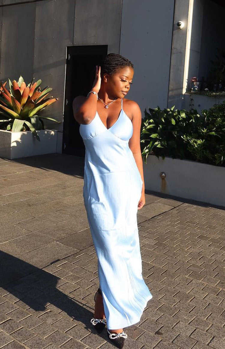 Lissandra Blue Formal Maxi Dress - US 4 | Beginning Boutique Exclusive Lissandra Blue Formal Maxi Dress - US 4 | Beginning Boutique Exclusive