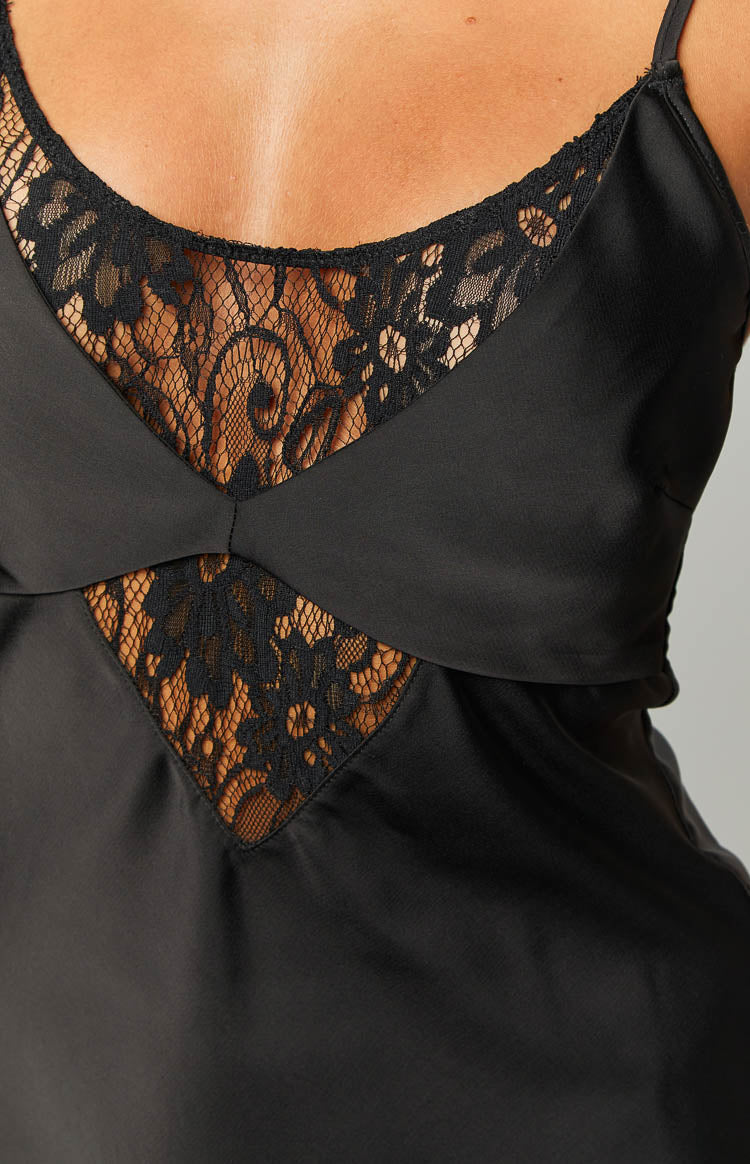 Elery Black Midi Dress Image