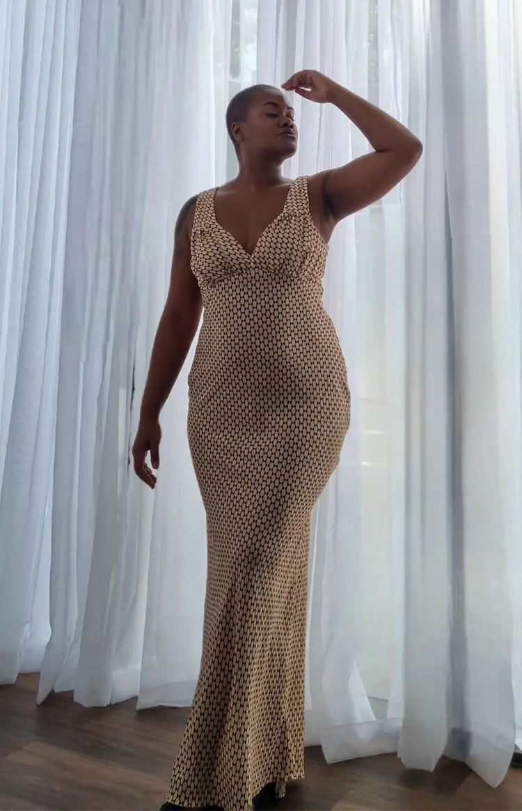 Verlaine Beige Maxi Dress - US 4 | Beginning Boutique Exclusive Verlaine Beige Maxi Dress - US 4 | Beginning Boutique Exclusive