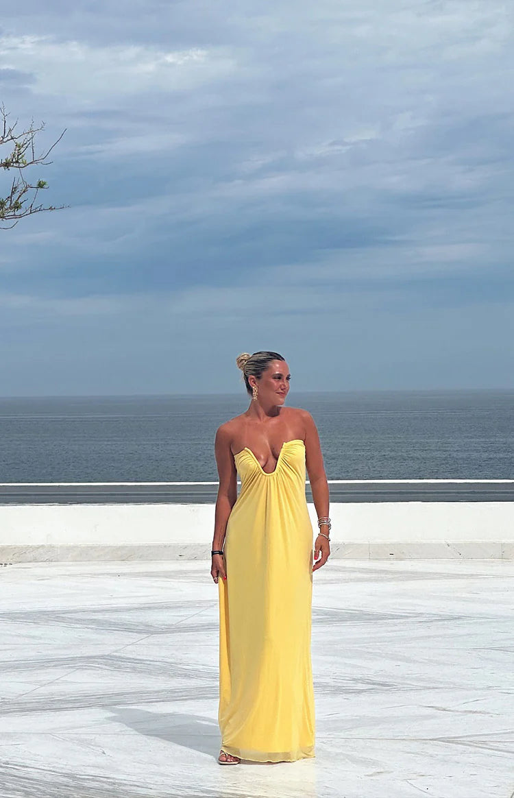 Braelyn Yellow Strapless Maxi Dress - US 6 | Beginning Boutique Exclusive Braelyn Yellow Strapless Maxi Dress - US 6 | Beginning Boutique Exclusive