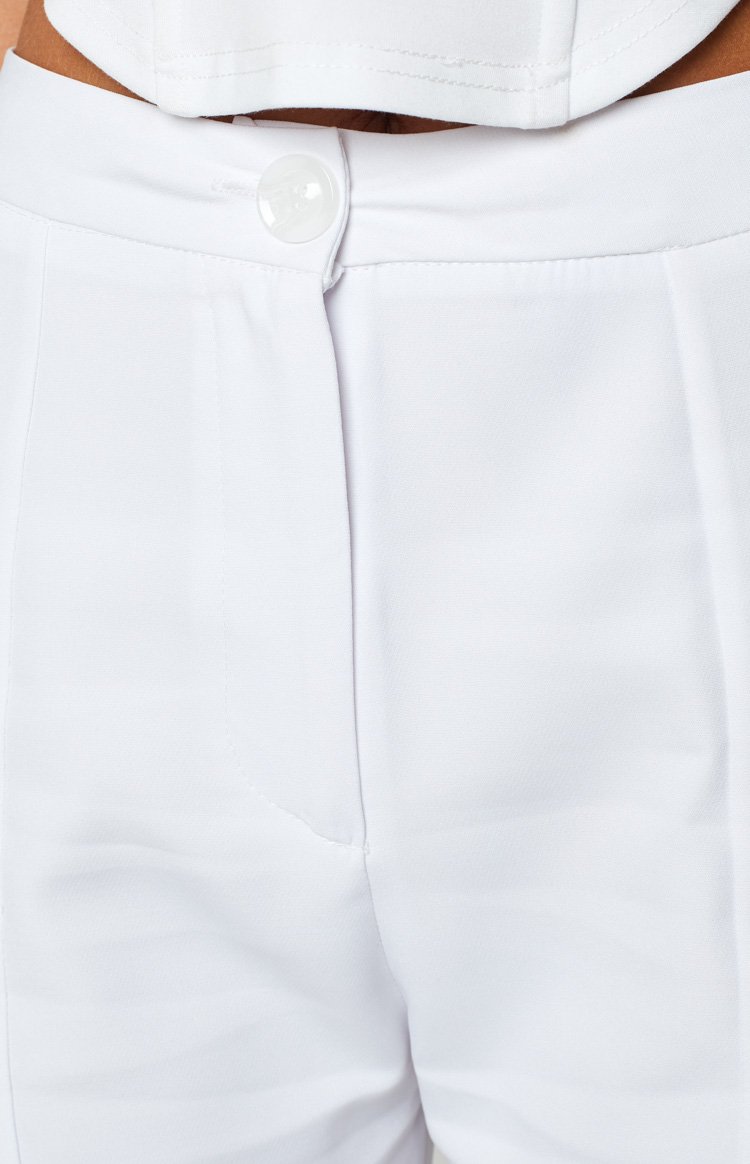 Fancy Pants White Image