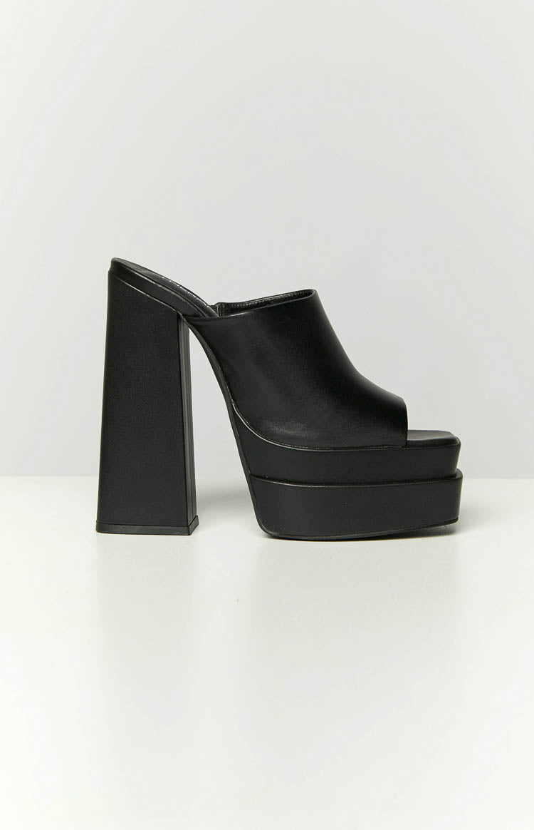 Adriana Sandal | Black Snakeskin Leather Platform Heels | Elizée Shoes